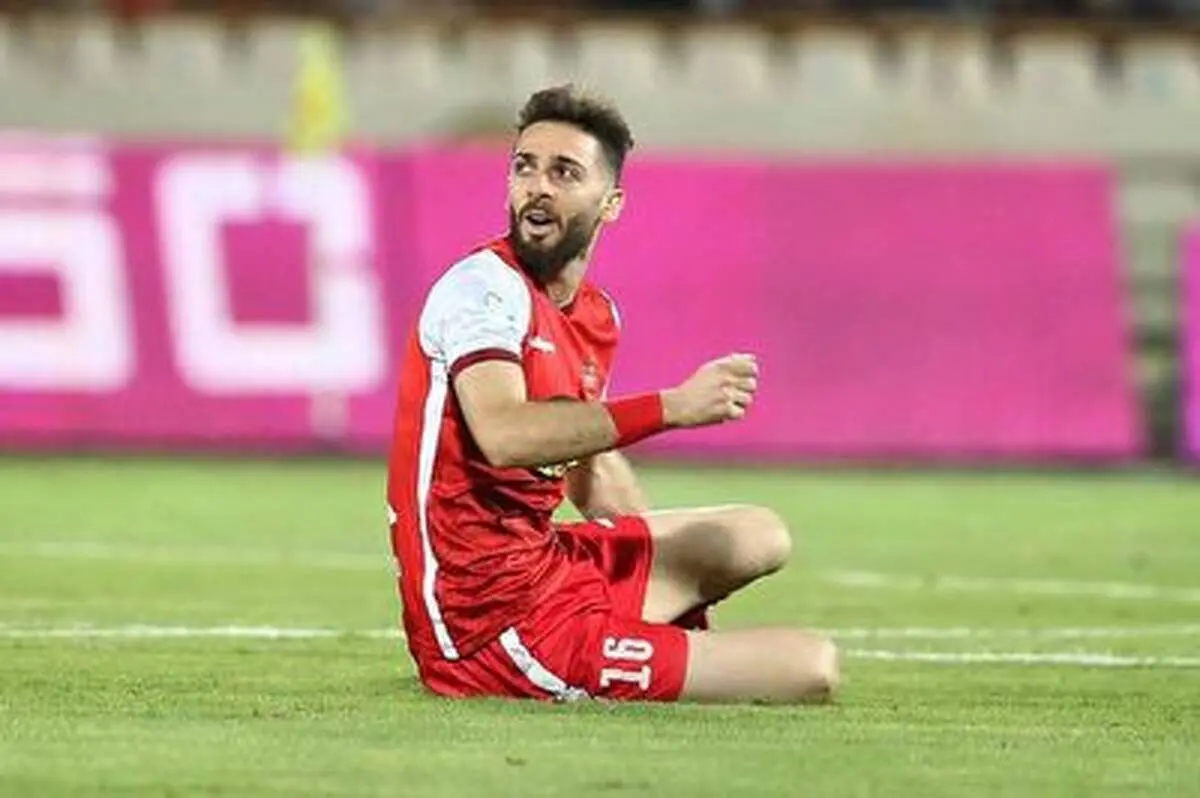 بازداشت مهاجم پرسپولیس به خاطر درگیری با جیمی جامپ!+ فیلم