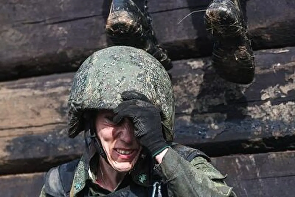 به دام افتادن سرباز روسی در کمین نیروهای اوکراینی+ فیلم