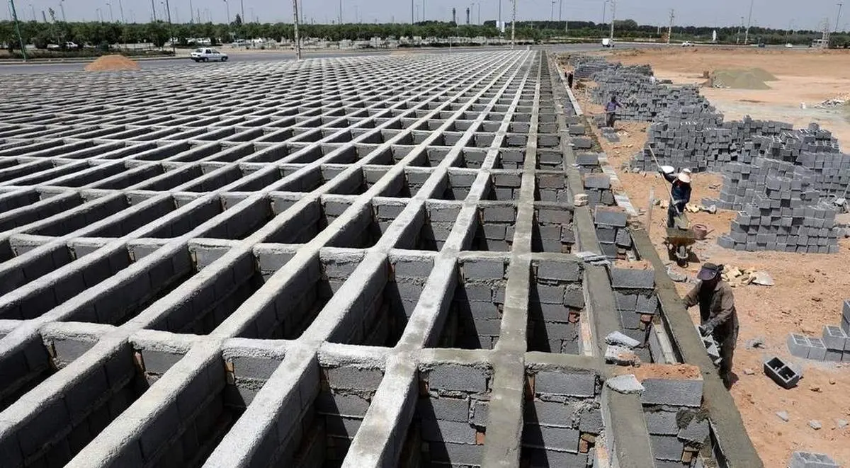 نصب بنر پیش فروش قبر در بهشت زهرا!+ عکس