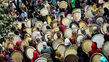 مراسم عرفانی هزار دف در شهر زیبا و پلکانی باینگان+ فیلم