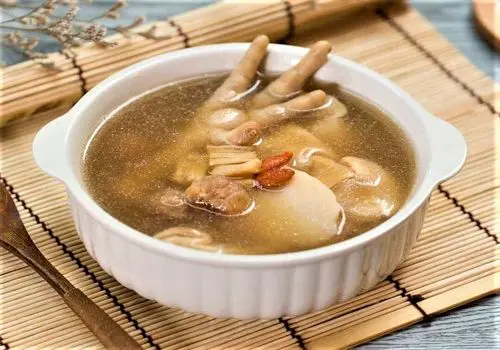 این شایعه را درباره پای مرغ باور نکنید
