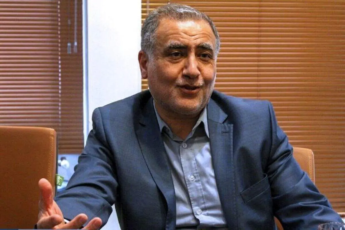 همه تلاش بهمن خودرو برای حفظ وزیر بود اما فاطمی امین برای ماندن آنها را هم متهم کرد