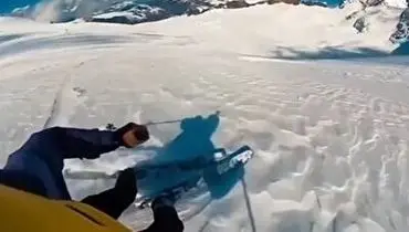 لحظه وحشتناک سقوط اسکی باز به داخل چاه یخی+ فیلم