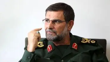 هشدار فرمانده نیروی دریایی سپاه به آمریکایی‌ها: سریع‌تر منطقه خلیج فارس را ترک کنید