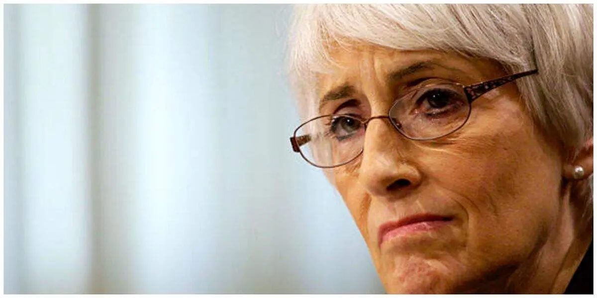 وندی شرمن استعفا داد؟