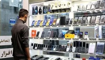 عقبگرد بی سابقه قیمت موبایل در بازار+ جدول