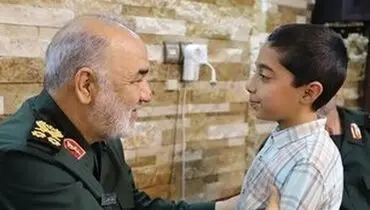 دیدار سردار سلامی با خانواده پدر صنعت موشکی ایران+ تصاویر