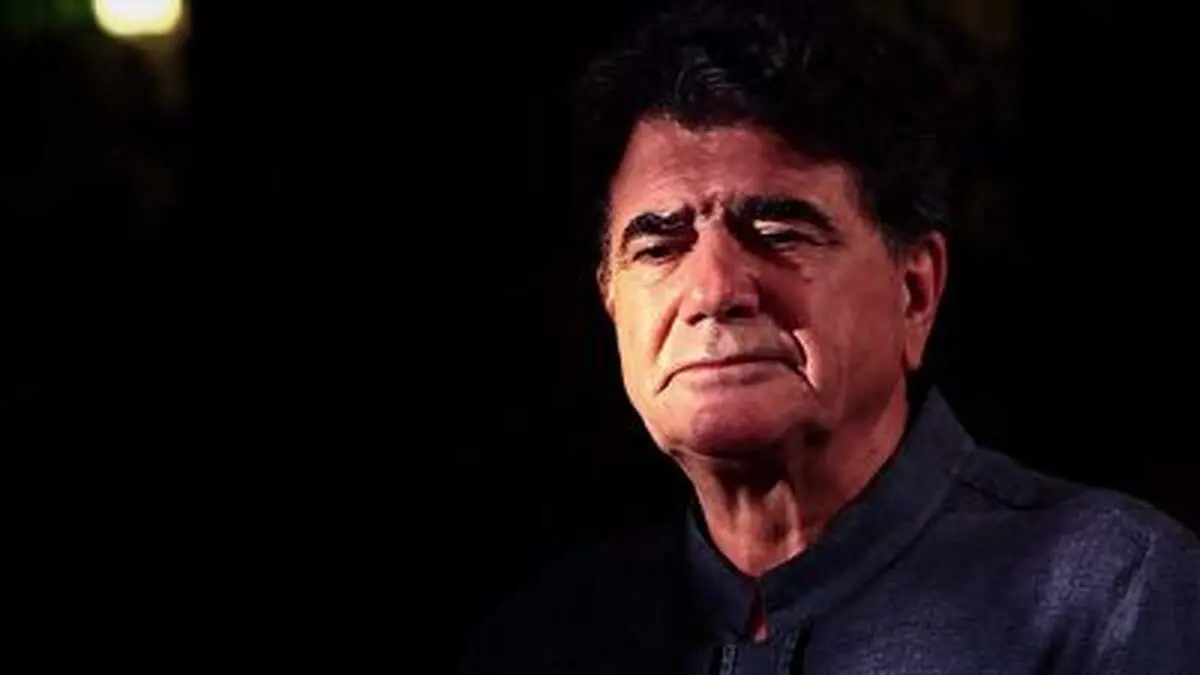 ویدئویی از آوازخوانی استاد شجریان در جریان بازدید از آثار باستانی تخت سلیمان تکاب+ فیلم