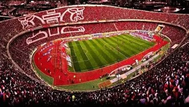 استقبال پرشور هواداران پرسپولیس از اتوبوس این تیم در مازندران+ فیلم