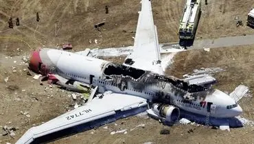 نجات معجزه آسای ۴ کودک از سقوط هواپیما