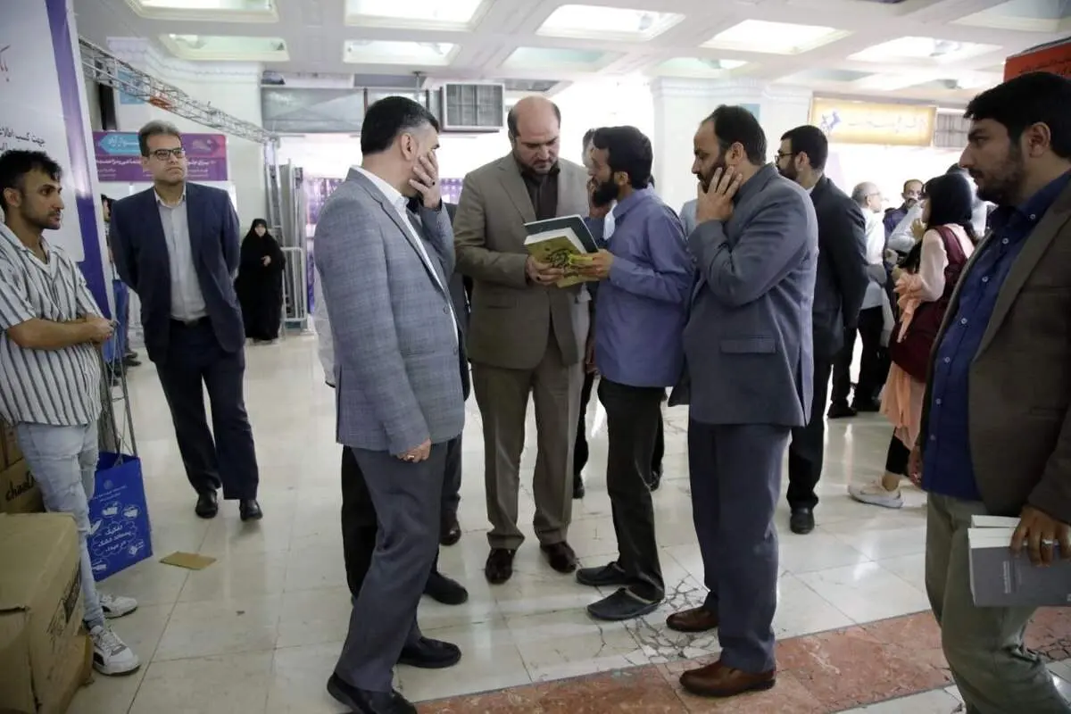 منصوری: استقبال بی سابقه مردم از نمایشگاه کتاب نشان داد فرهنگ کتابخوانی تحریم شدنی نیست