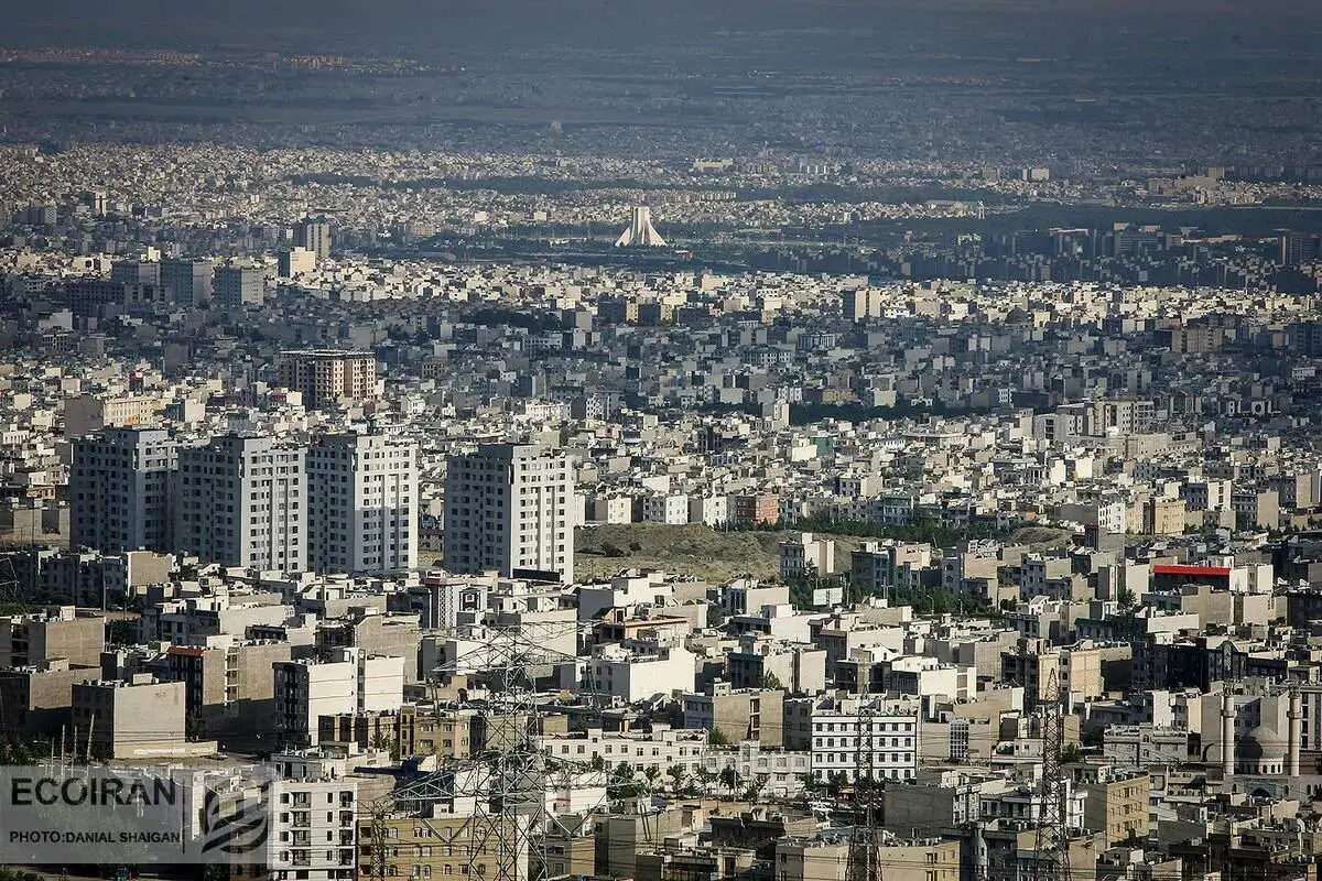 تهران در وضعیت بحرانی/ بیتوجهی زاکانی به تراکم فروشی