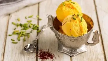 طرز تهیه بستنی سنتی زعفرانی