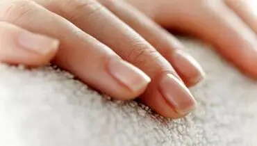 چرا ناخن ها تغییر شکل می دهند؟
