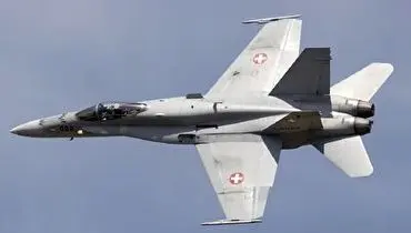 لحظه سقوط جنگنده F-18 هورنت نیروی هوایی اسپانیا+ فیلم