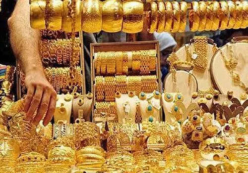  تغییر رنگ گوهر کمیاب شگفت انگیز + فیلم
