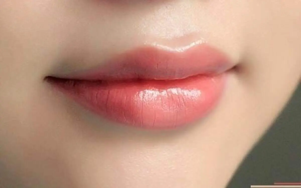چند ترفند خانگی برای زیباسازی لب ها