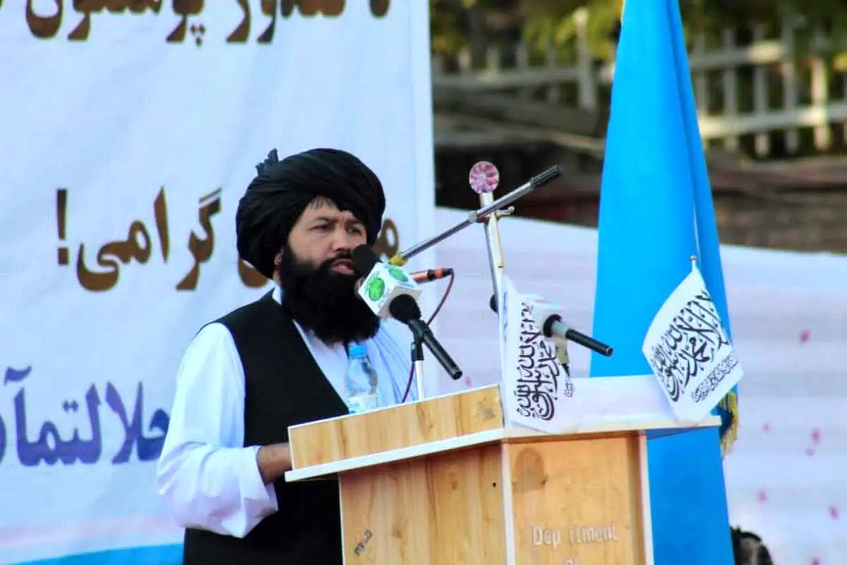 رجزخوانی وزیر آموزش عالی طالبان برای ایران: به جنگ با ایران خواهم رفت!+عکس