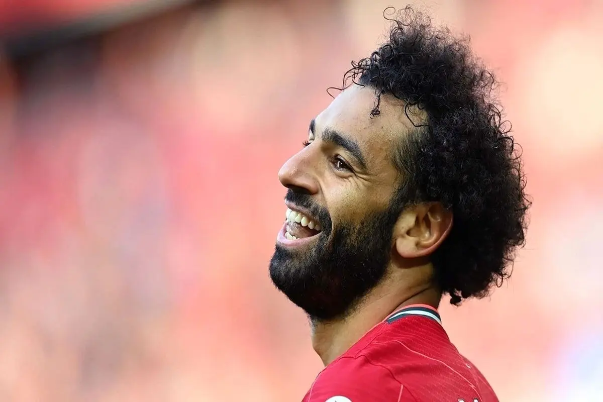 حجاب همسر محمد صلاح در آنفیلد+ عکس