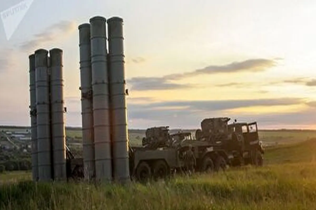 هدف قرارگرفتن لانچر سامانه اس ۳۰۰ اوکراین توسط پهپاد‌های شاهد+ فیلم