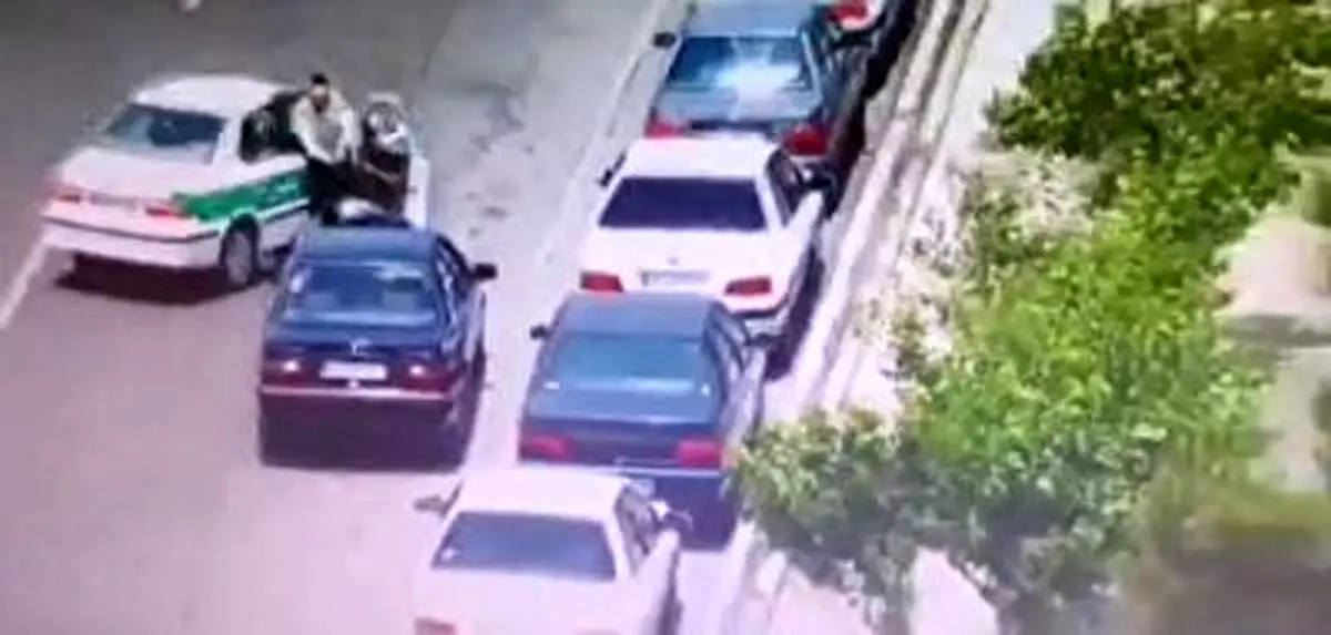 لحظه دستگیری سارق حرفهای خودرو در تهران+ فیلم