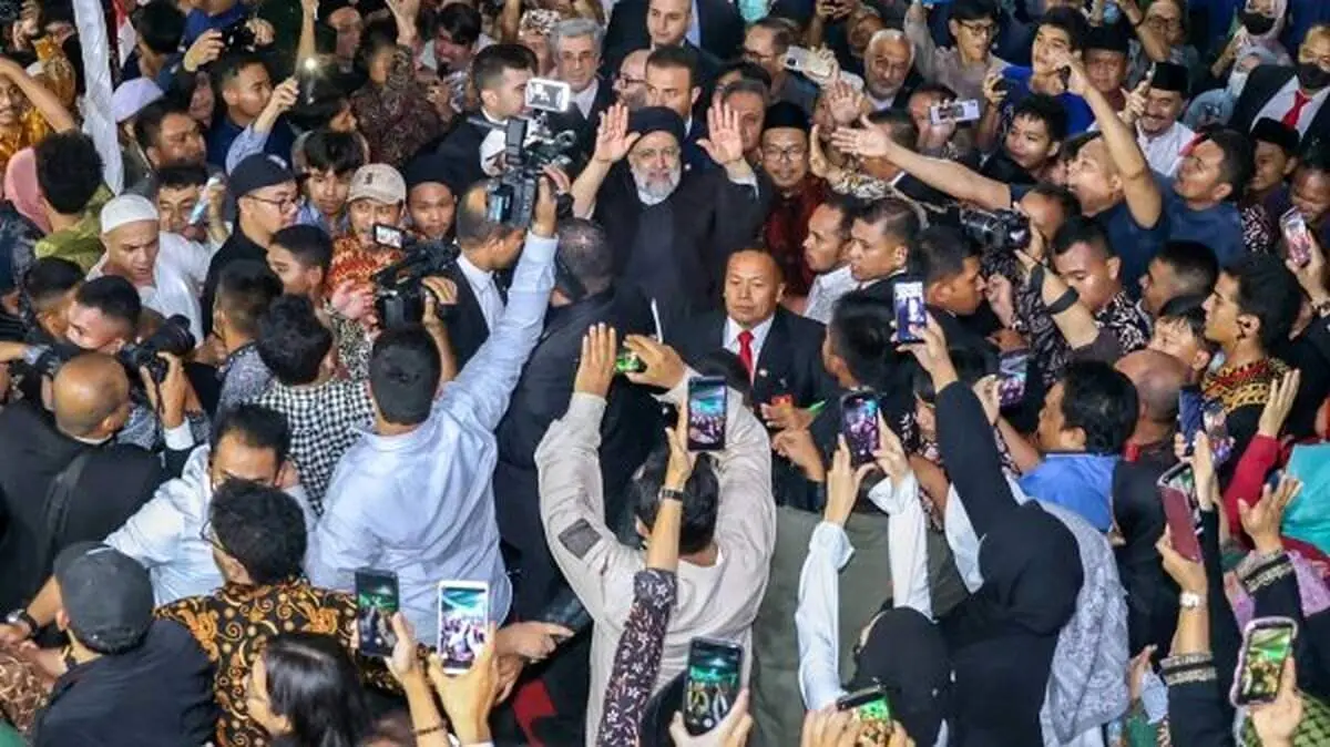 رئیس جمهور: شرایط جهان به نفع مقاومت در حال تغییر است