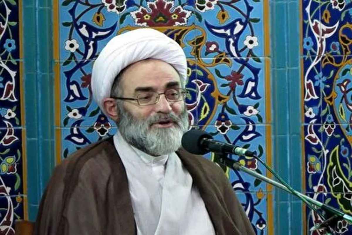 امام جمعه رشت: از تمام دخترانی که حجاب را رعایت نکردند، بیزارم!+ فیلم