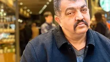 اجرای زنده ترانه «پوست شیر» ابی توسط احمد ایراندوست در خیابان + فیلم