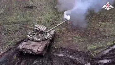 تغییرات ظاهری تانک های روسی برای مقابله با پهپادهای انتحاری+ عکس