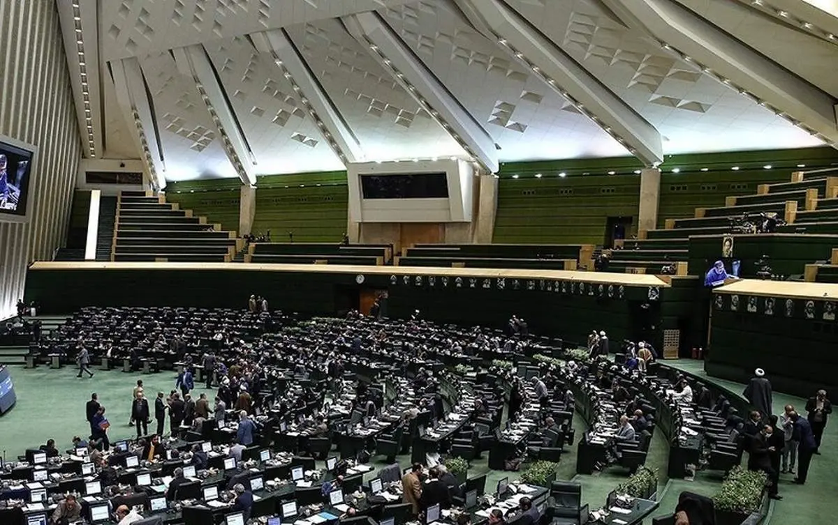 آتش‌بس دولت و مجلس بر سر شاسی بلند‌ها