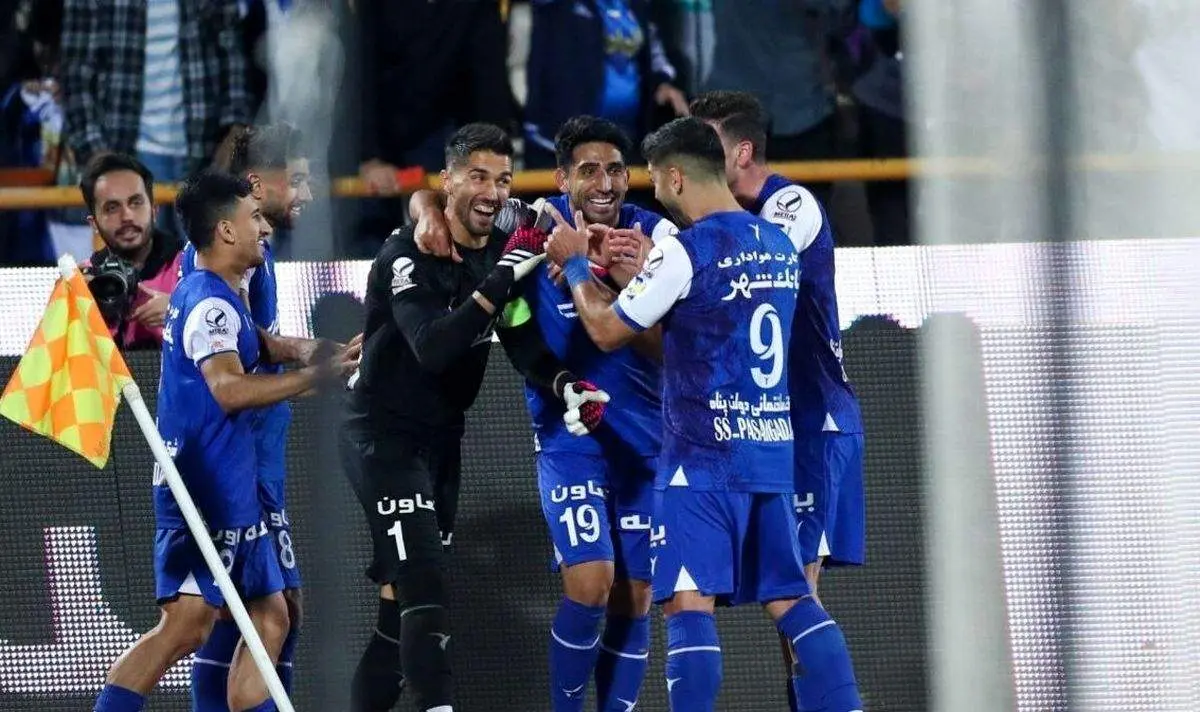 شوک به استقلال؛ کاپیتان آبی‌ها در آستانه فسخ قرارداد