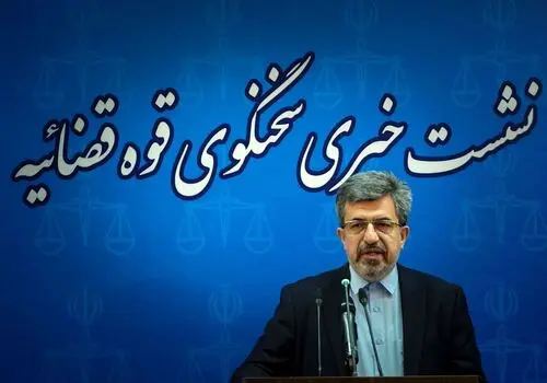 لو رفتن سوالات آزمون وکالت باید اثبات شود؛ هادی رضوی بعد از بهبودی به زندان برمی‌گردد