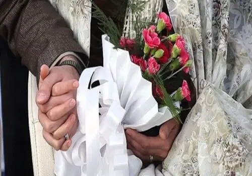 سن ازدواج  طی سه ماه افزایشی شد + عکس