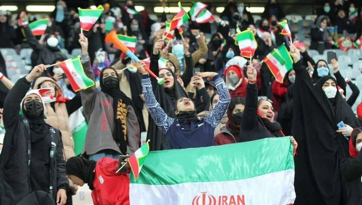 خبر خوش رئیس ورزشگاه آزادی: از فصل بعد زنان به استادیوم می‌آیند
