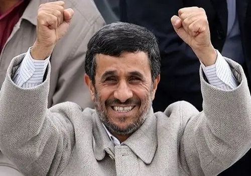 چهره عجیب احمدی نژاد در دیدار با رهبری+ عکس
