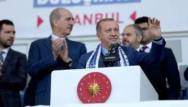 سجده شکر اردوغان پس از پیروزی اش در انتخابات ترکیه+ عکس
