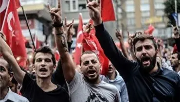 اولین اعتراضات علیه پیروزی اردوغان در ترکیه+ فلم