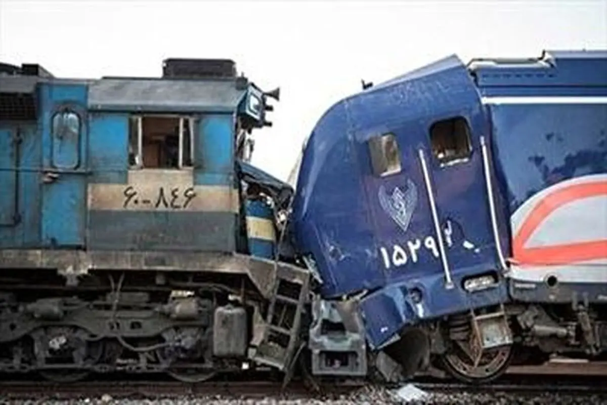 برخورد مرگبار قطار مسافری با قطار باری در هند+ فیلم