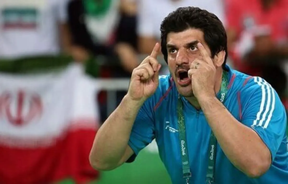 ملاقات رسول خادم با خانواده سرباز شهید شده توسط طالبان+ عکس