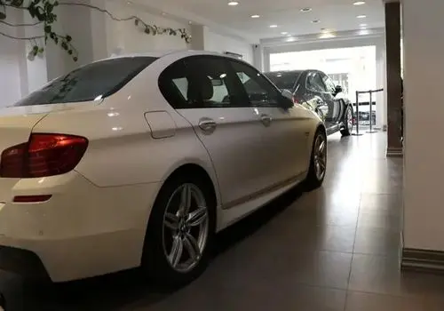 نوسان قیمت انواع خودروهای داخلی در بازار