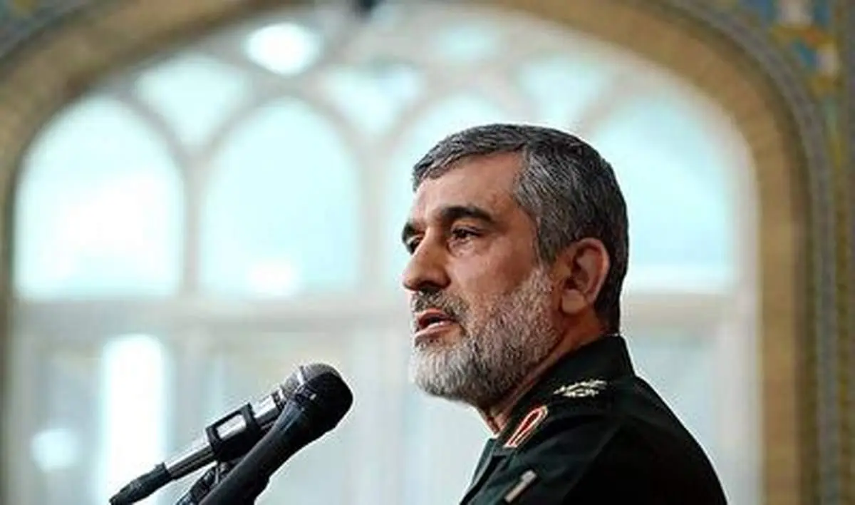 سردار حاجی‌زاده: «فتاح» توسط هیچ موشکی قابل انهدام نیست+ فیلم