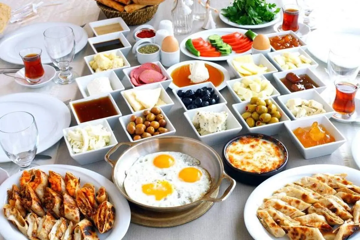 توصیه‌های تغذیه‌ای برای افطار و شام در ماه مبارک رمضان
