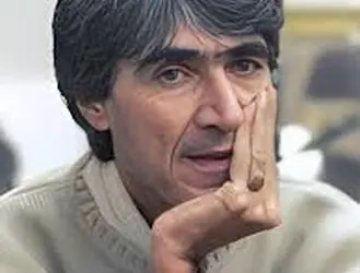 عکس‌های ناصر تقوایی: از نفرین بهروز وثوقی تا بدرقه خسرو شکیبایی!
