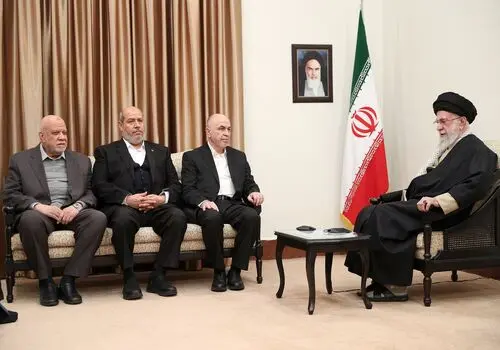 در هیچ انقلابی سابقه ندارد که بعد از ۴۶ سال ملت در سالروز انقلابشان به خیابان‌ها بیایند و جشن بگیرند
