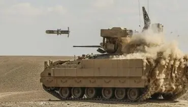 بلایی که بردلی اوکراینی بر سر  تانک T-90M روسی آورد+ فیلم
