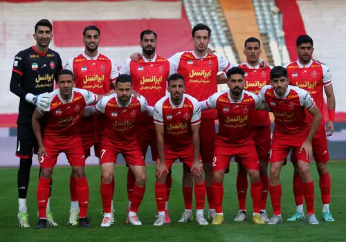 جادوگری علیه پرسپولیسی ها؛ پیدا شدن نوشته های عجیب در رختکن سرخ ها!+ عکس
