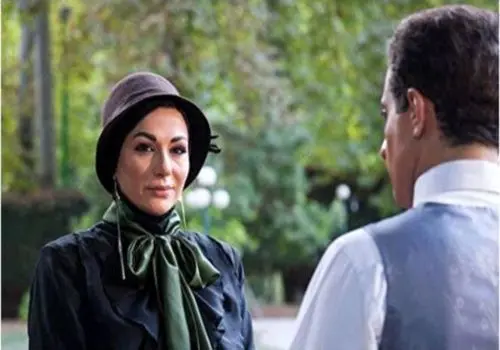 خانم بازیگر: شب اول ازدواجم شوهرم من رو به باد کتک گرفت! | سر من را گرفت و ... /ویدیو