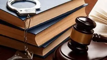 کلاهبردار ۲۰۰,۰۰۰,۰۰۰,۰۰۰ تومانی فوتبال ایران دستگیر شد
