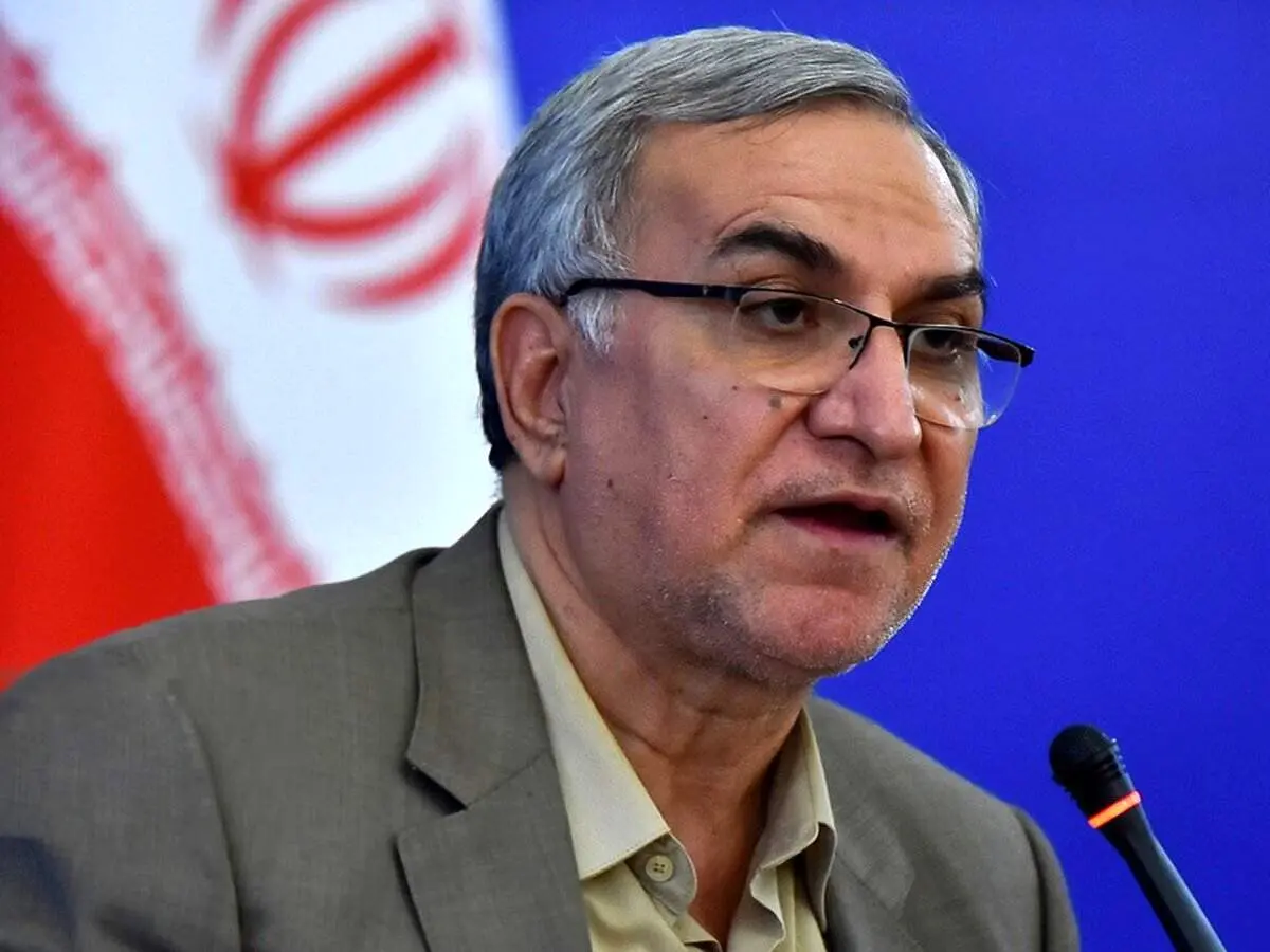 وزیر بهداشت: انجام عمل های زیبایی توسط افراد غیر متخصص غیر قانونی است