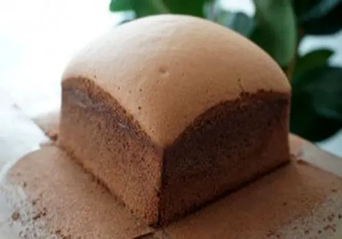 لذیذترین کیک گدازه شکلاتی فقط در ۷ دقیقه+ فیلم/ روش پخت کیک گدازه شکلاتی با پف زیاد